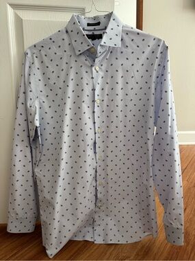 Banana Republic Light Blue Camden Fit Men's Dress Shirt